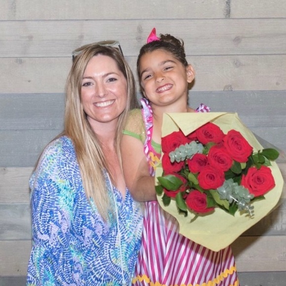 30% off 2+ items! - Picture 1 of 3